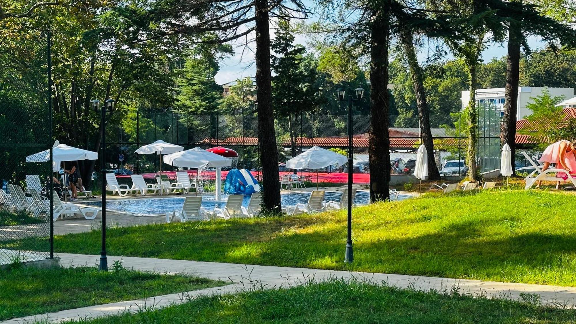 Queen Nelly Park Kiten  Zewnętrze zdjęcie