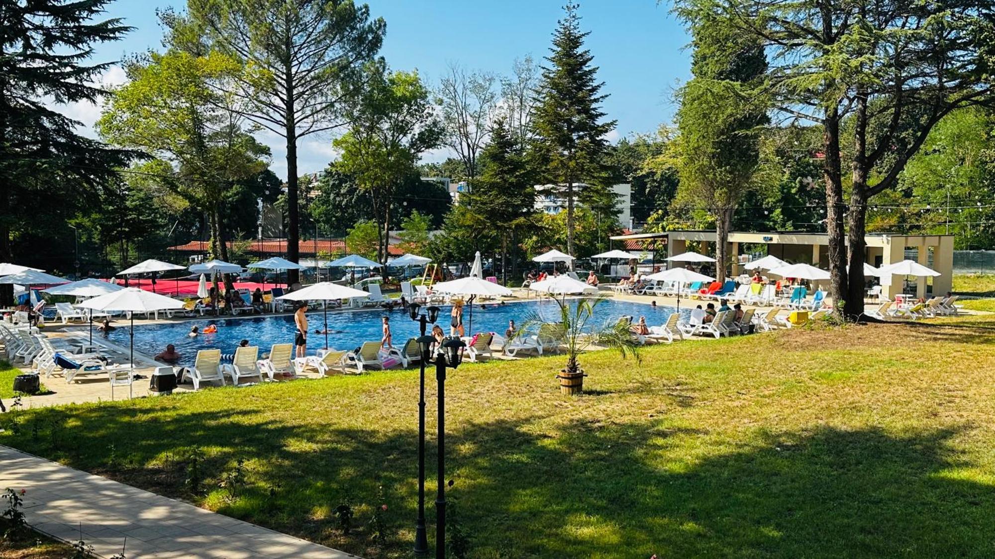 Queen Nelly Park Kiten  Zewnętrze zdjęcie