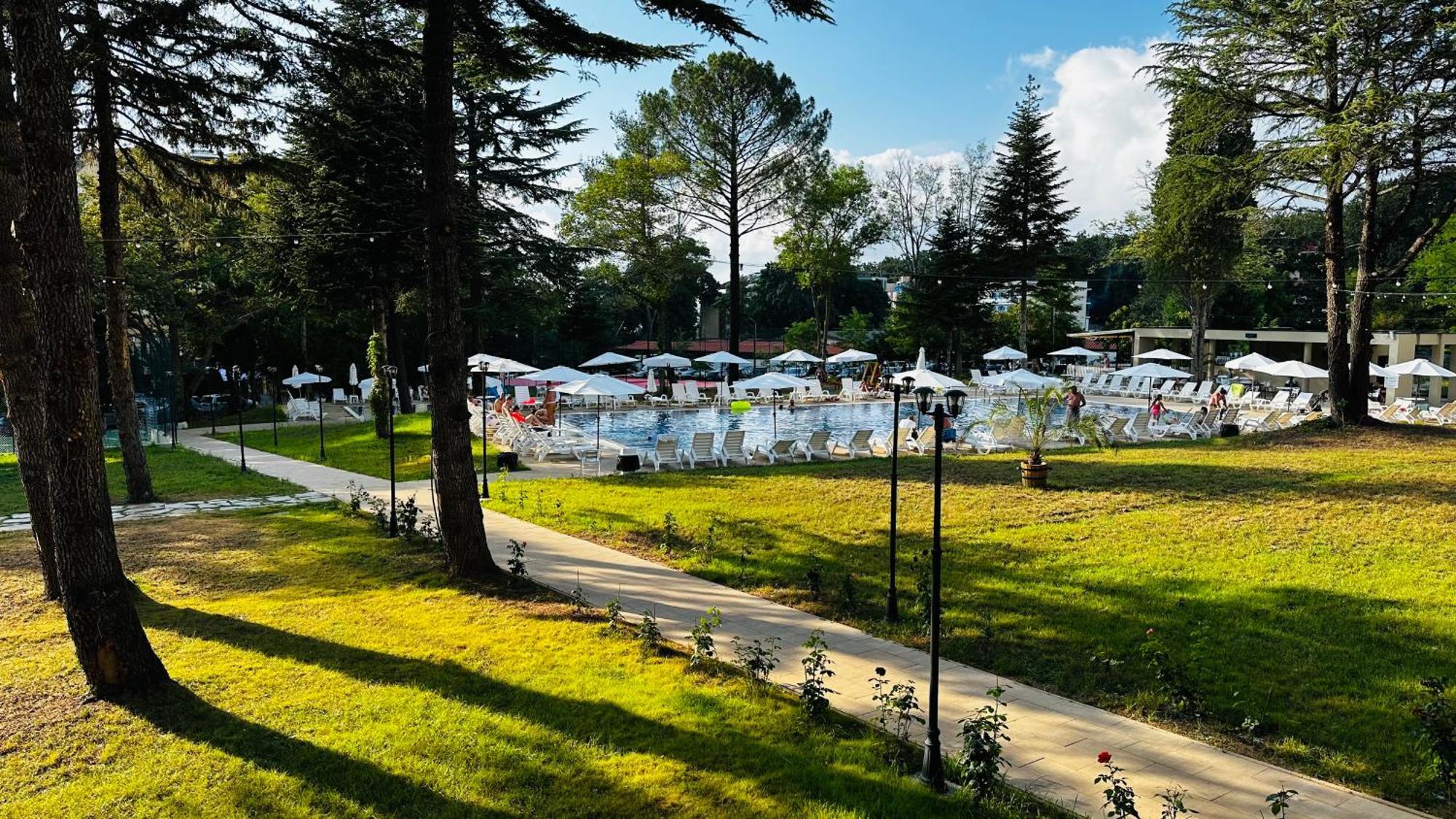 Queen Nelly Park Kiten  Zewnętrze zdjęcie